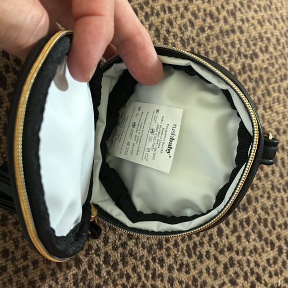 Tushbaby Paci Pod - Picture 5 of 5